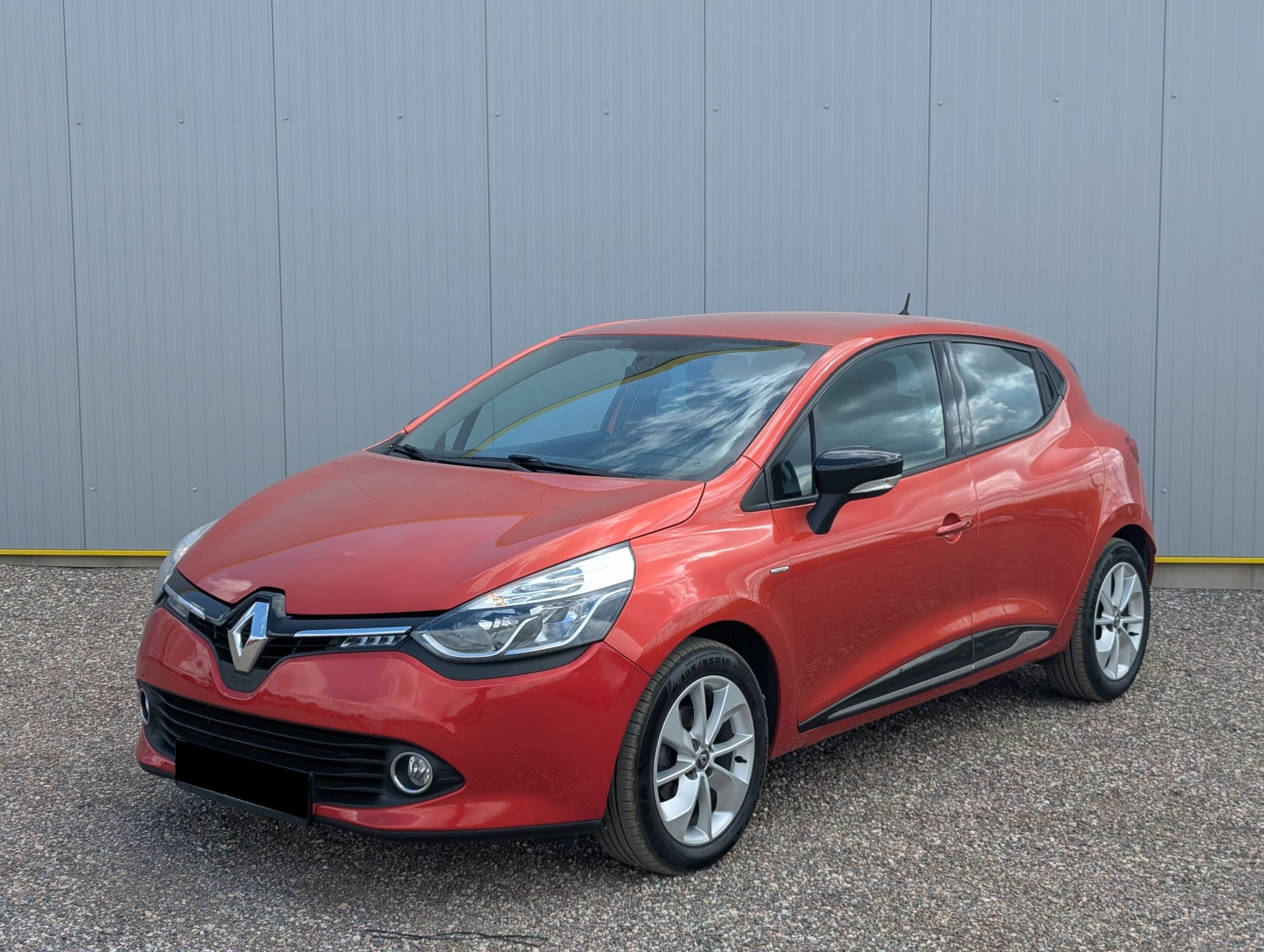 RENAULT CLIO IV 0.9 ENERGY LIMITED 90CH