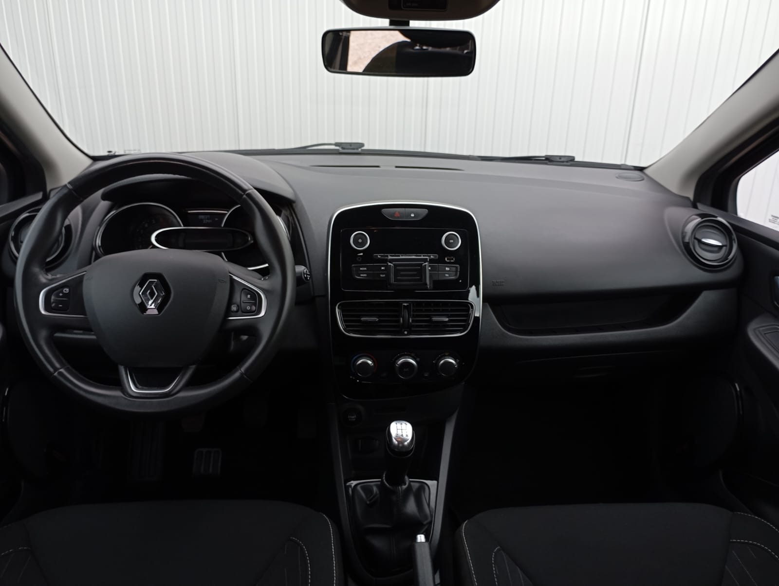 WhatsApp Image 2025-10-08 à 18.01.28_200b5cb2