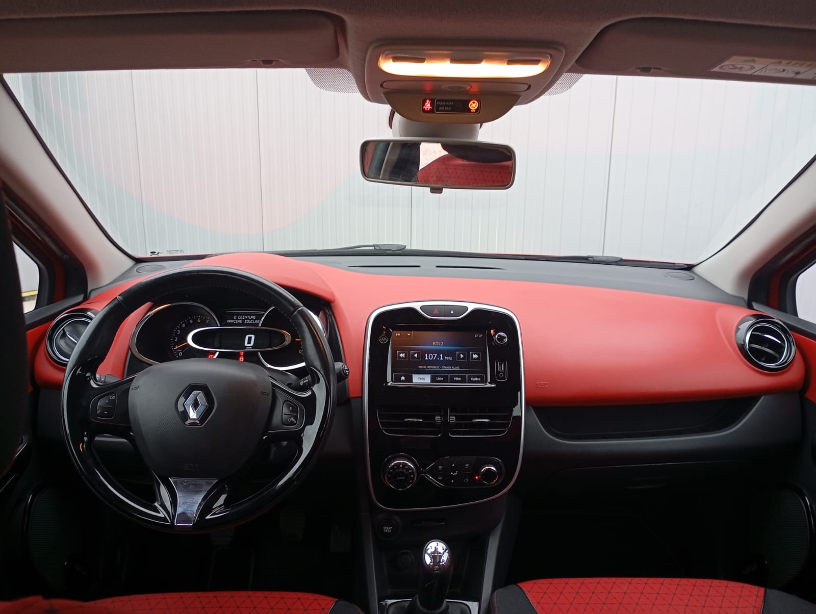 WhatsApp Image 2025-10-08 at 18.01.58