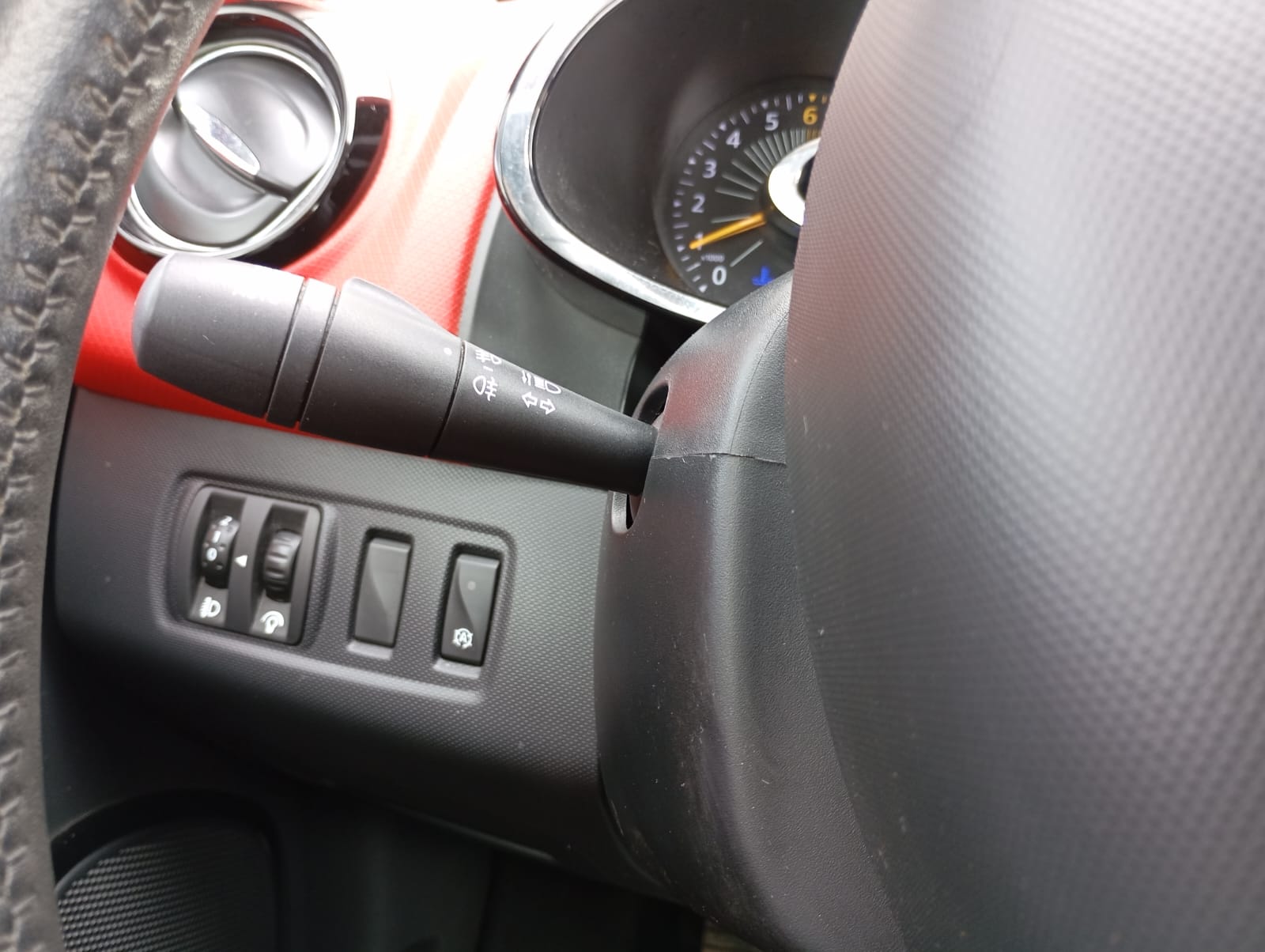 WhatsApp Image 2025-10-09 at 14.33.20 (1)