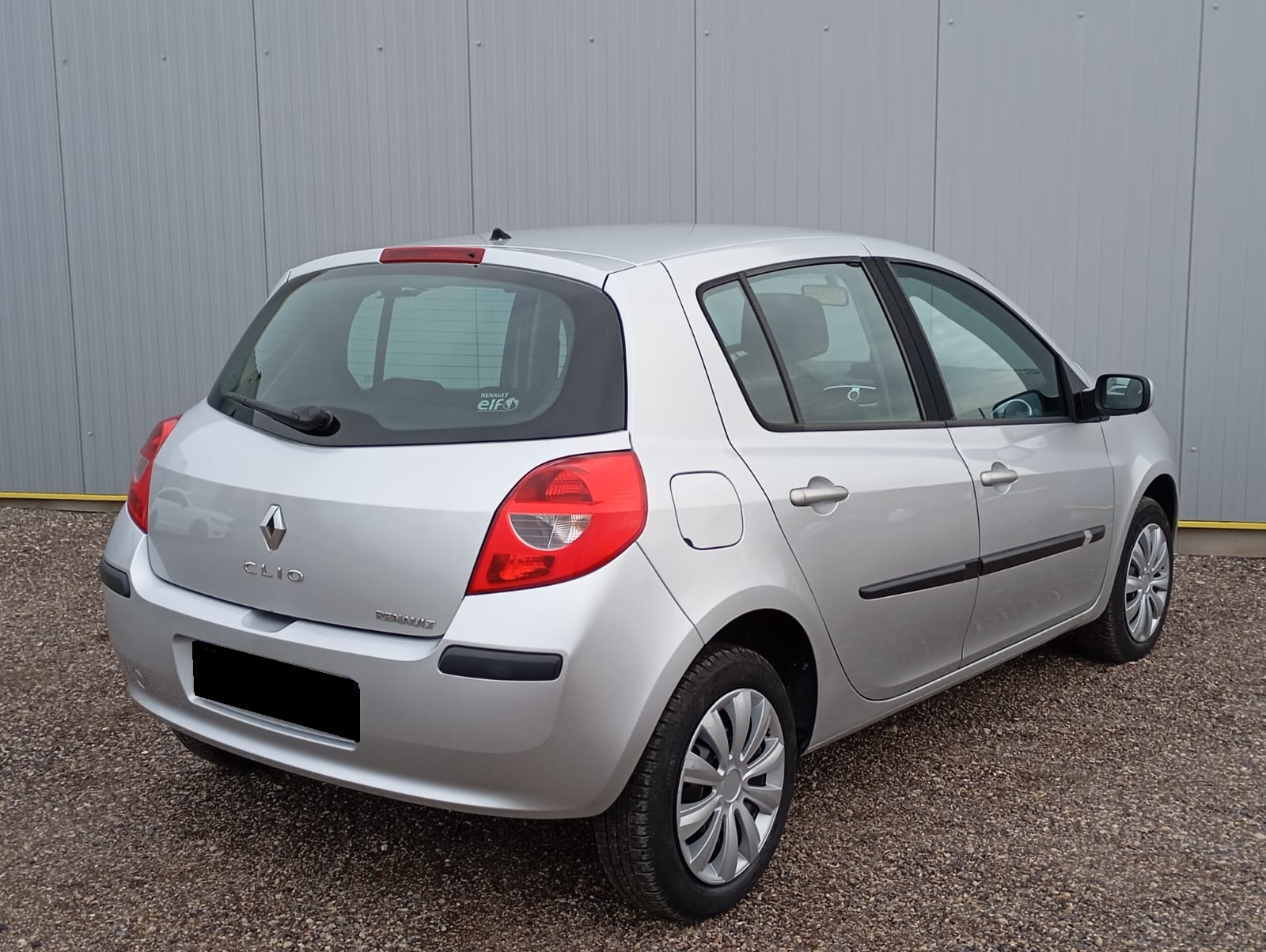 WhatsApp Image 2025-12-17 at 10.30.36