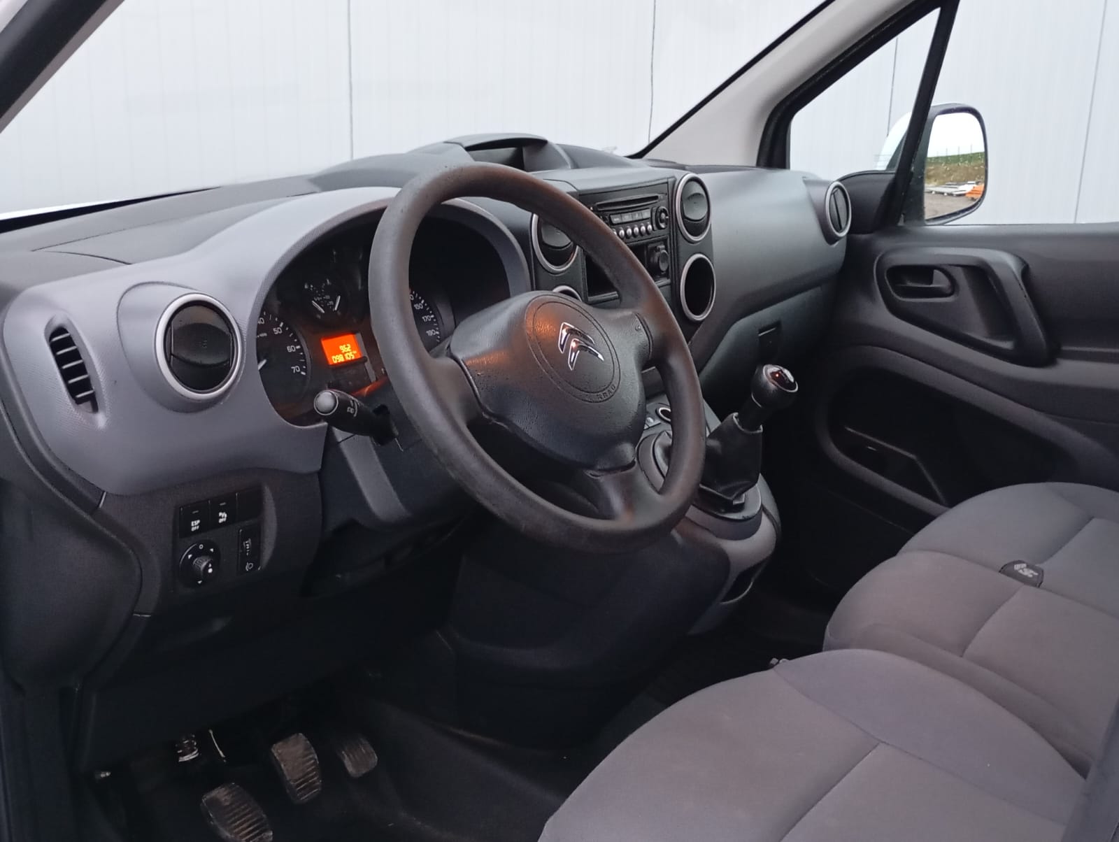 WhatsApp Image 2025-12-19 at 09.19.40 (1)