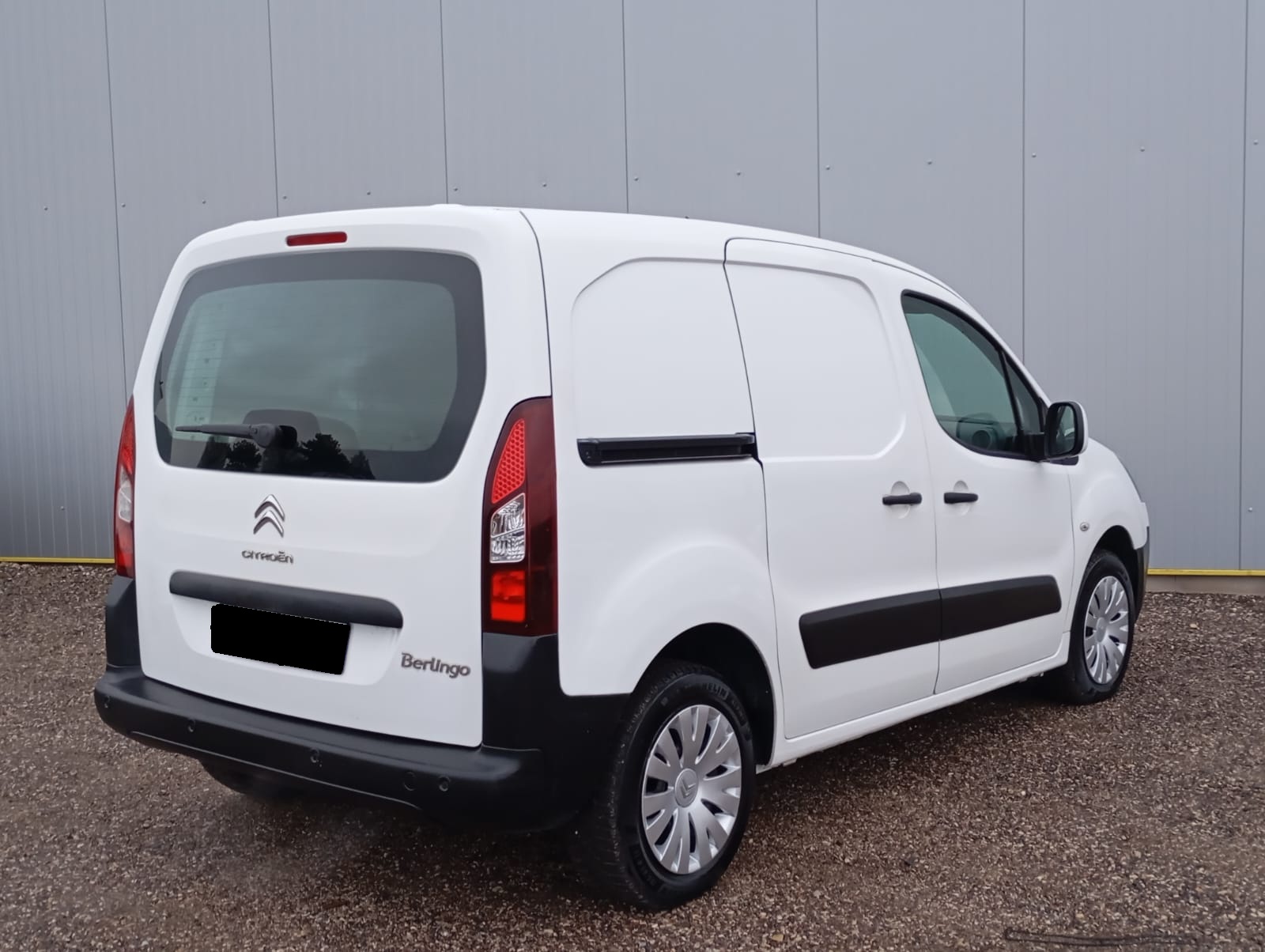 WhatsApp Image 2025-12-19 at 09.19.41 (3)