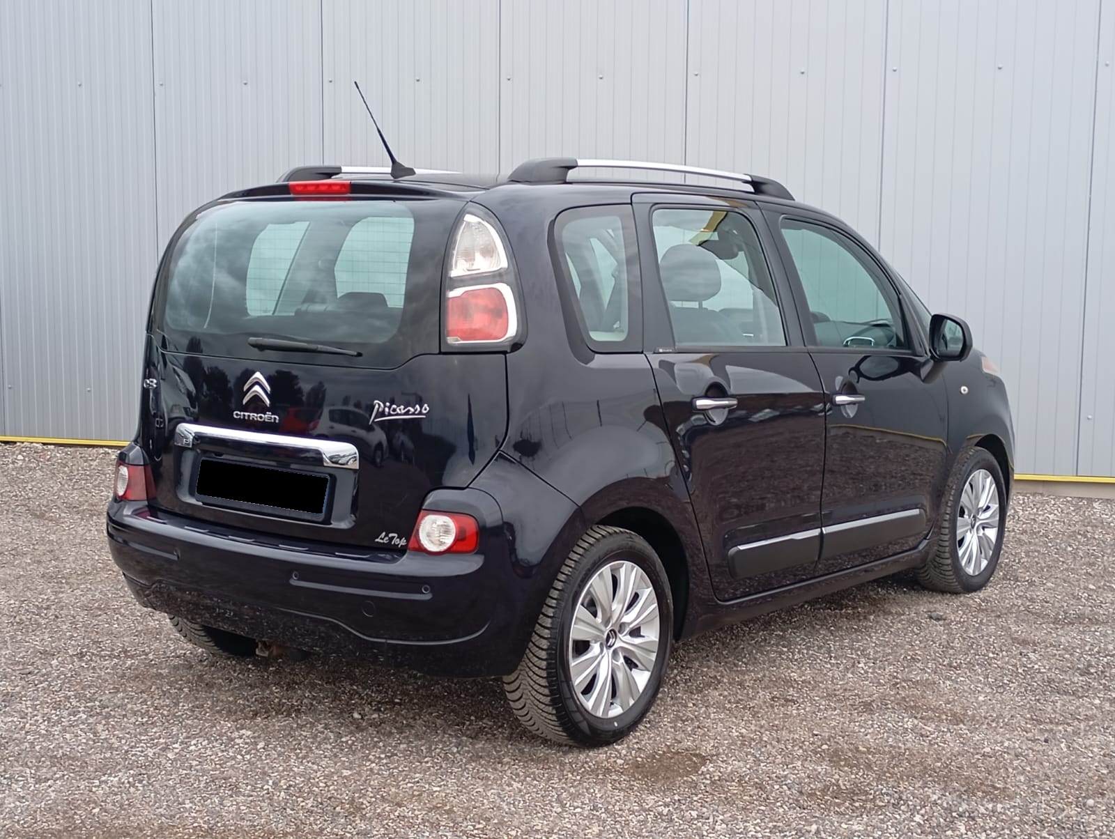 WhatsApp Image 2026-02-05 at 16.54.22