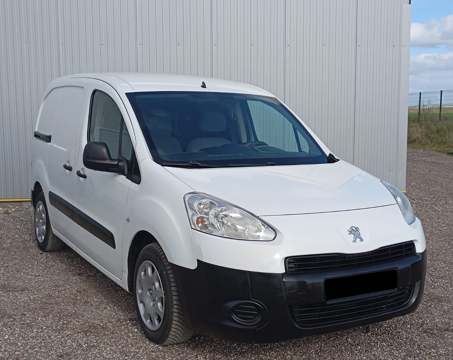 WhatsApp Image 2026-03-12 at 16.47.48 (1)