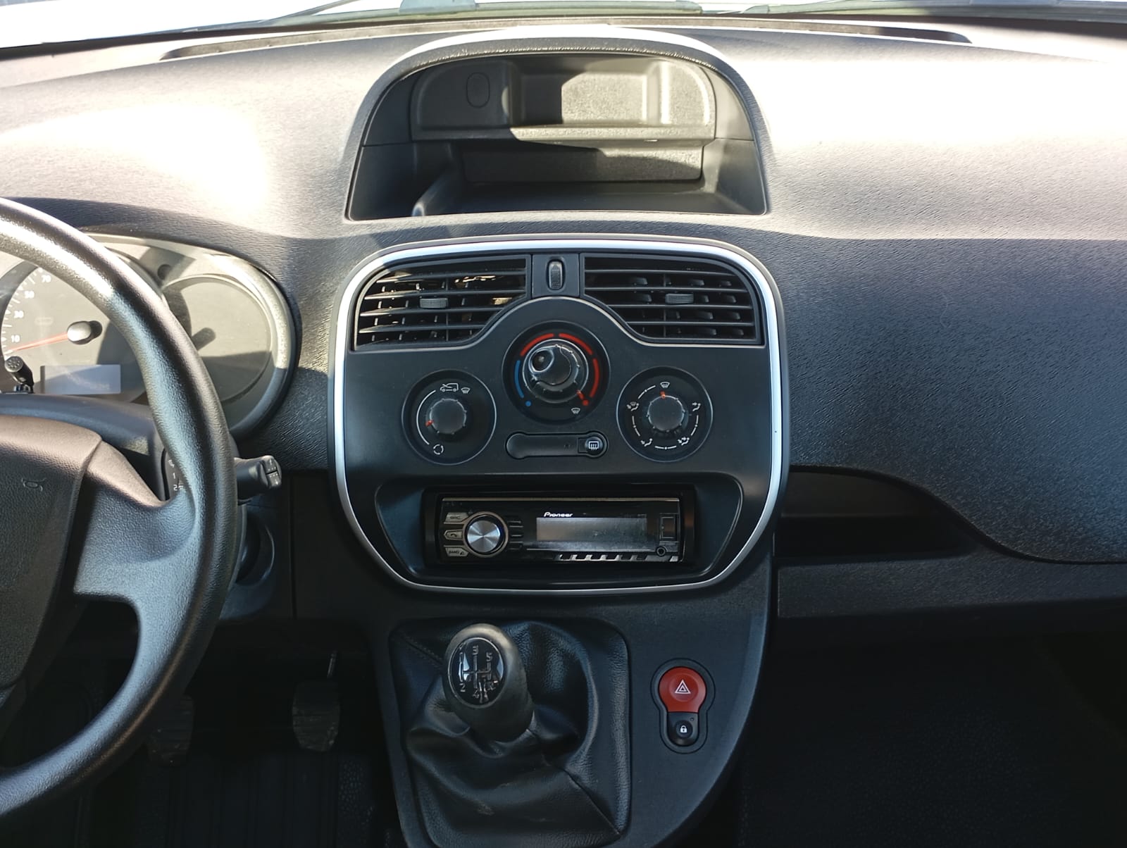 WhatsApp Image 2026-03-18 at 17.19.34 (1)