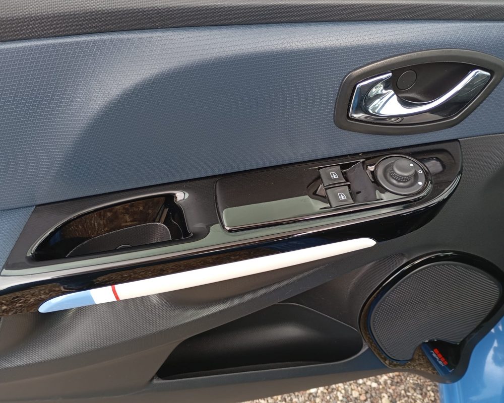 WhatsApp Image 2025-09-16 at 18.34.25 (6)