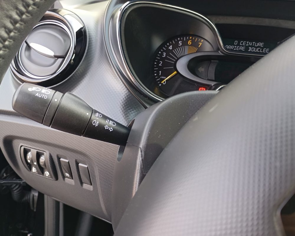 WhatsApp Image 2025-09-20 at 11.27.40 (2)