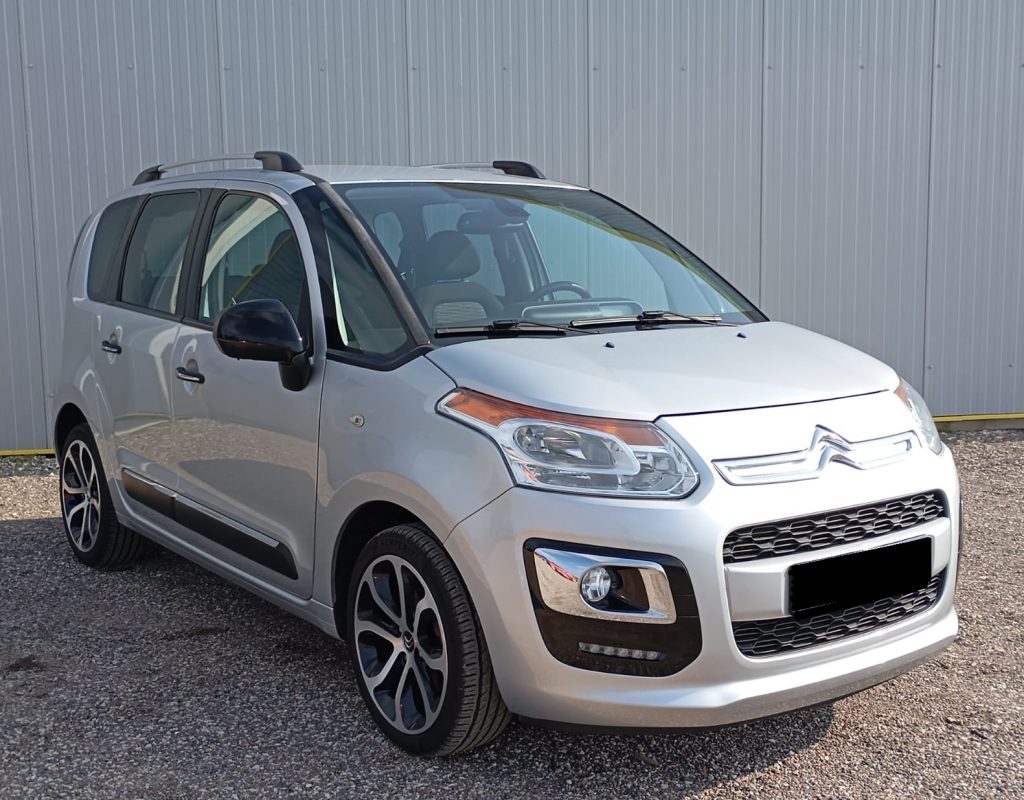 WhatsApp Image 2025-10-01 at 16.51.43